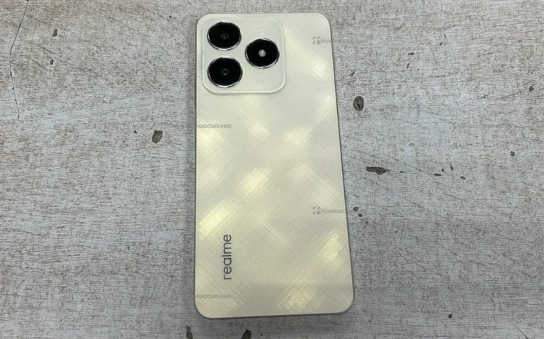 Realme C61 6/128 ГБ