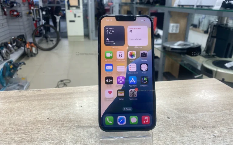 Apple iPhone 13 4/256 ГБ