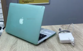 Ноутбук  Apple MacBook Pro 2013г