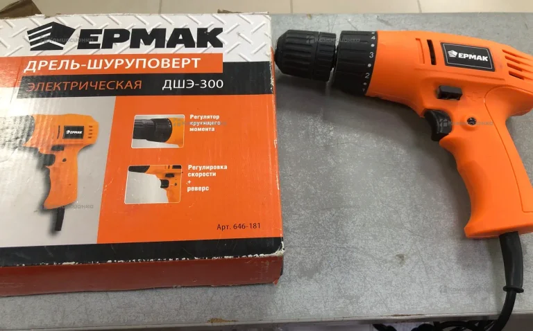 Дрель-шуруповерт Ермак ДШЭ-300