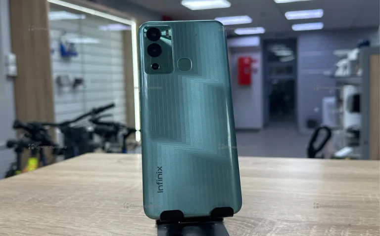 Infinix Hot 12i 4/64 ГБ