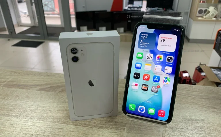 Apple iPhone 11 128 ГБ