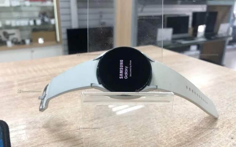 Часы Samsung Galaxy Watch 4 40mm
