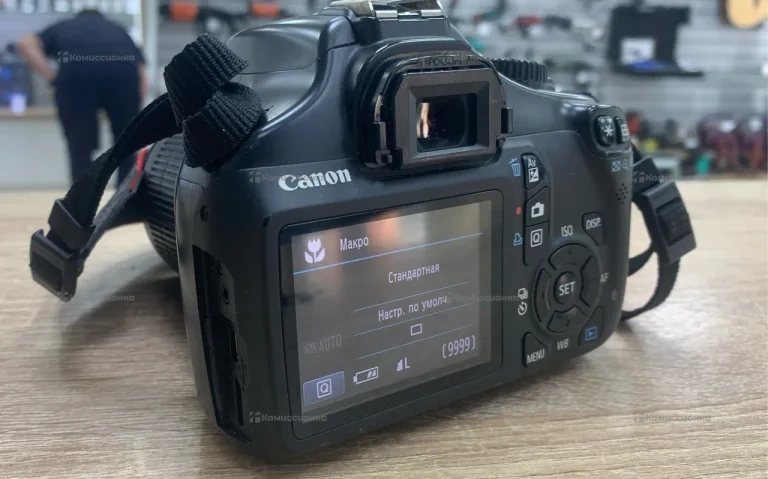 Фотоаппарат  Camon EOS 1100d
