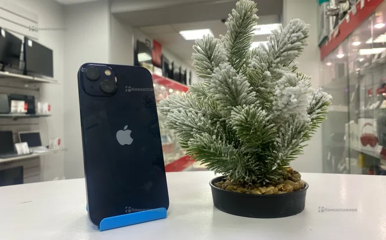 Apple iPhone 13 4/128 ГБ