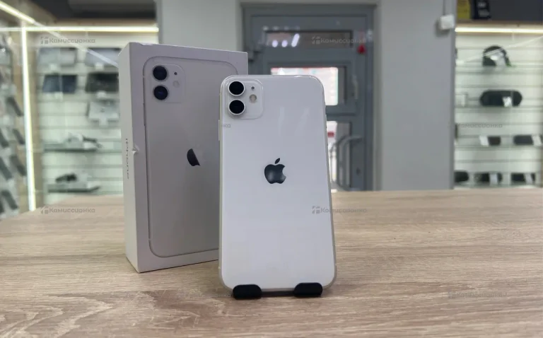 Apple iPhone 11 4/64 ГБ