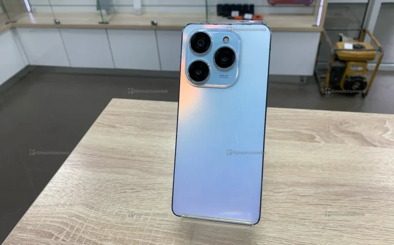 Tecno Spark 20 Pro 12/256 ГБ