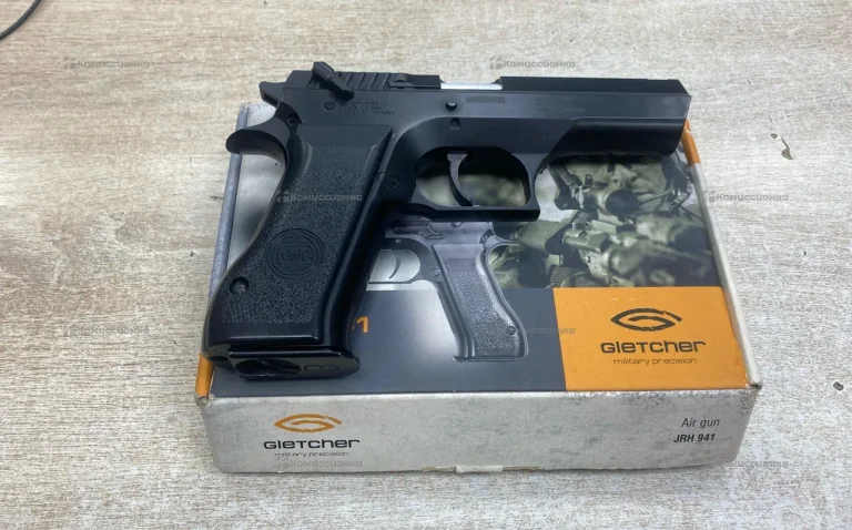 Пневматический пистолет Gletcher JRH941