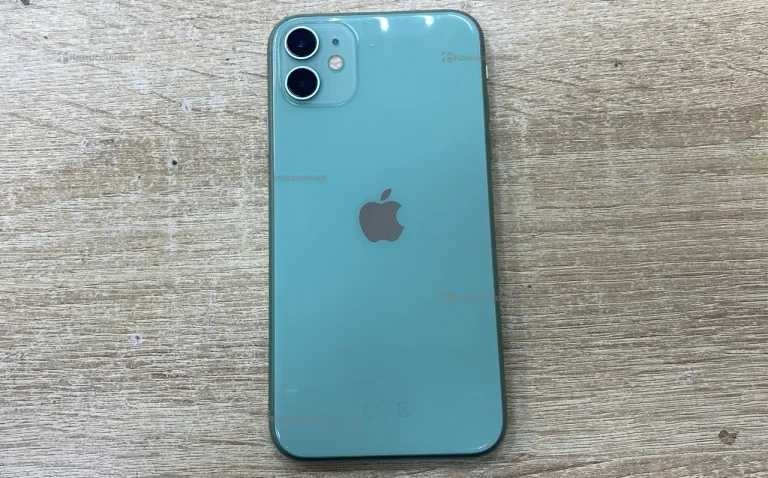 Apple iPhone 11 4/64 ГБ