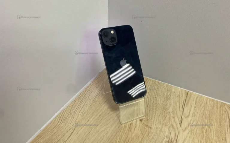 Apple iPhone 13 4/128 ГБ