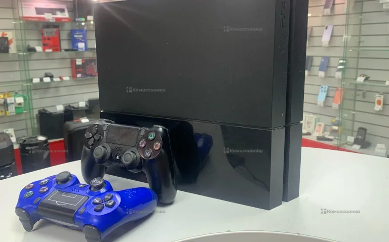 Приставка Sony Playstation 4 Fat 500