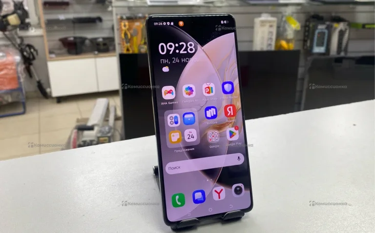 Tecno Camon 30 12/256 ГБ