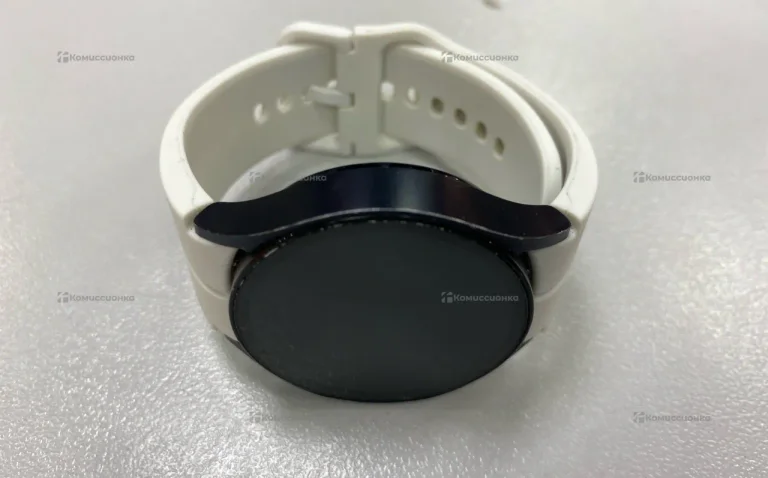 Часы  Samsung Galaxy 6 Watch 40mm