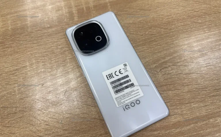 Vivo iQOO Z10 Turbo 12/256 ГБ