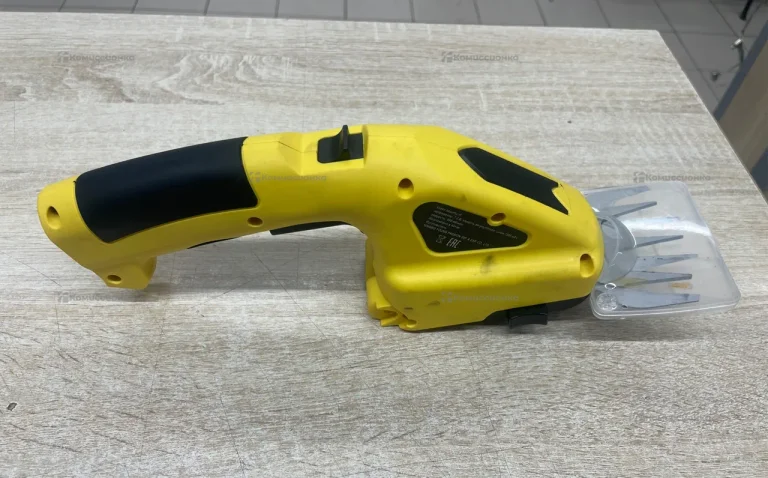 Аккумуляторный кусторез желтый