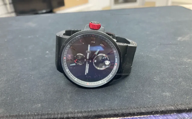 Часы ULYSSE NARDIN