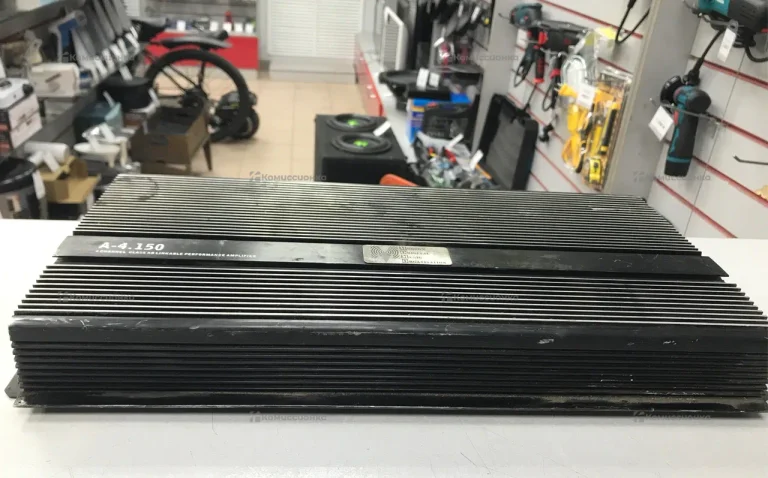 Усилитель  MOMO A-4.150