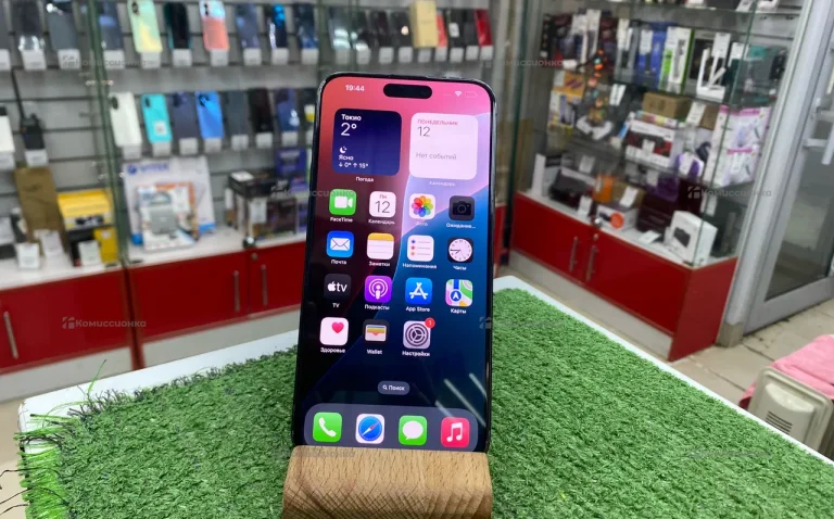 Apple iPhone 15 Pro Max 8/256 ГБ