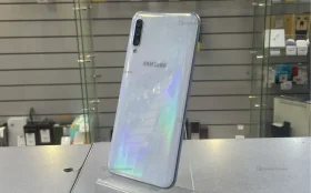 Samsung Galaxy A50 4/64 ГБ