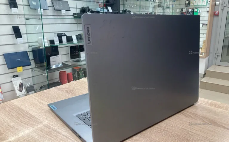 Ноутбук lenova