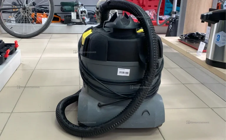 Пылесос  karcher puzzi 8/1c