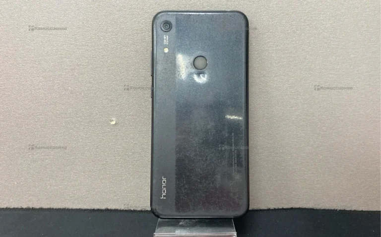Honor 8A 2/32 ГБ