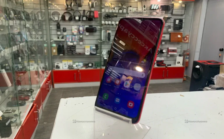 Samsung Galaxy A10 2/32 ГБ