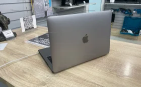 Ноутбук  Apple MacBook Pro 2017