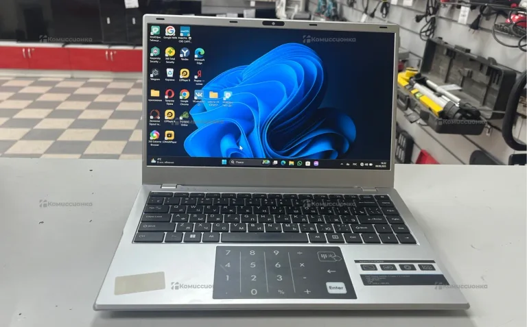Ноутбук  Dexp Aquilon c14-icw300