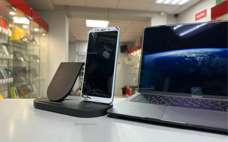 Xiaomi Redmi 5 Plus (Redmi Note 5) 3/32 ГБ