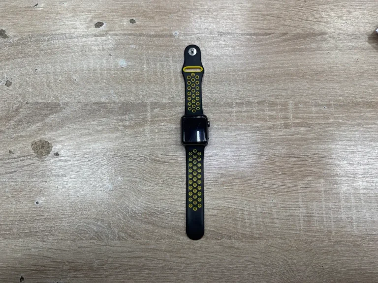 Часы Apple Watch Series 3 38mm