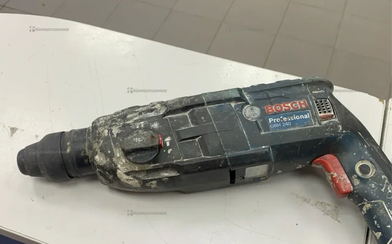 Перфоратор Bosch GBH 240
