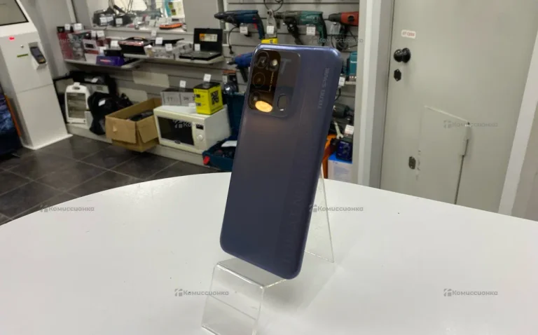 Tecno Spark 8C 4/64 ГБ