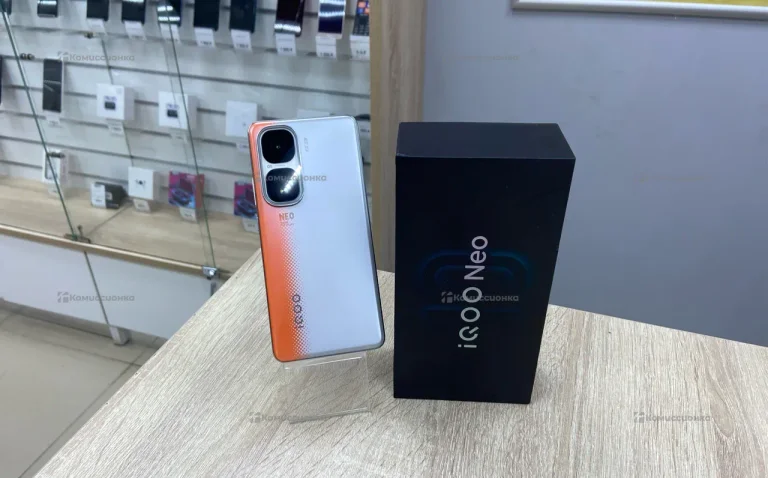 Vivo iqoo Neo 10 12/256