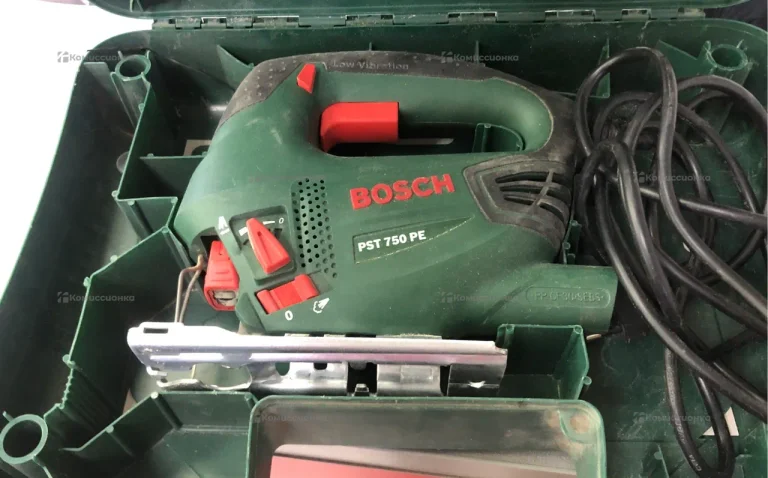 Лобзик Bosch pst 750 pe