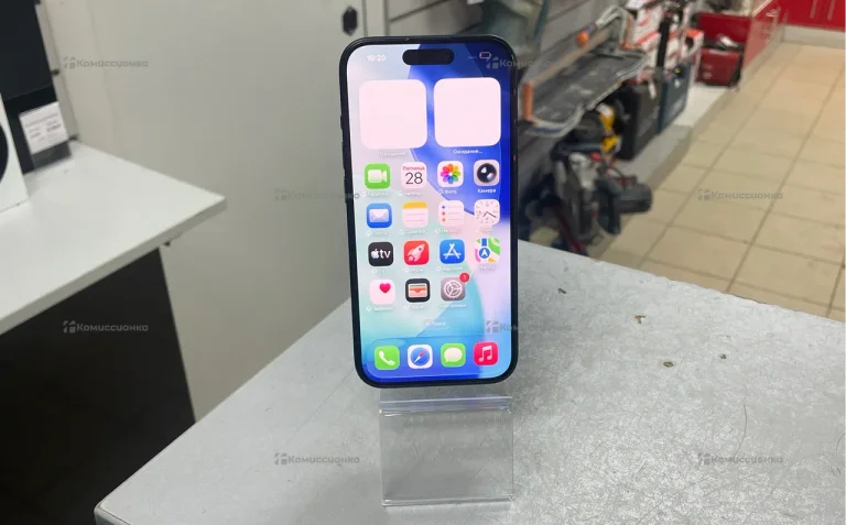 Apple iPhone 15 6/128 ГБ