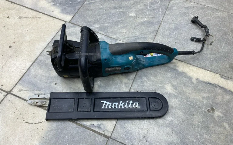 Цепная пила makita UC4030A