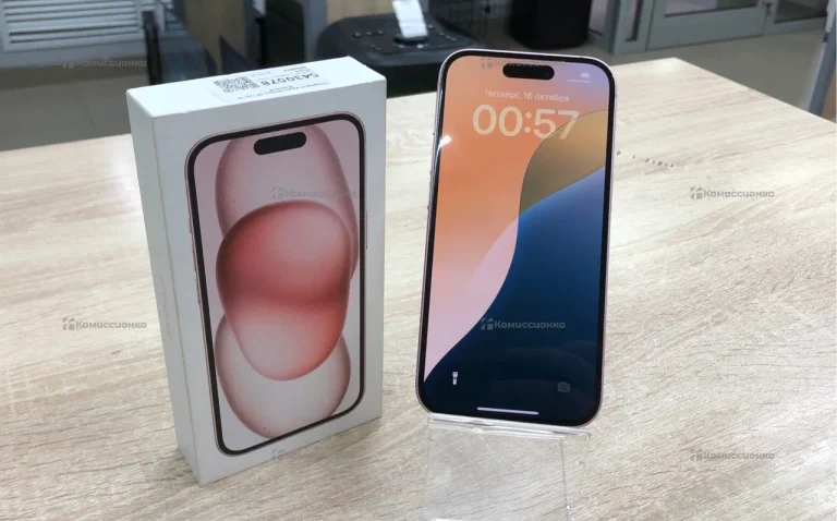 Apple iPhone 15 6/128 ГБ