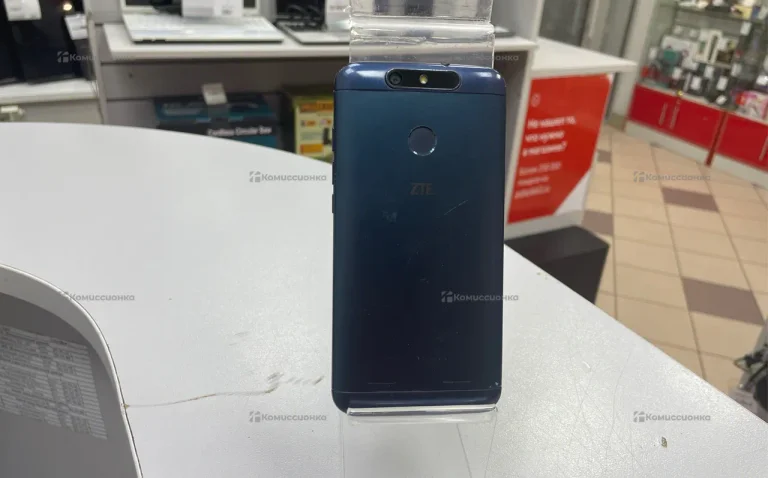 ZTE Blade V8 Lite 2/16 ГБ