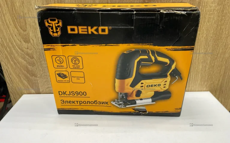 Электролобзик DEKО DKJS900