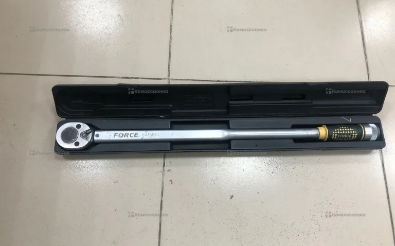 Динамометрический ключ FORCE 6476880