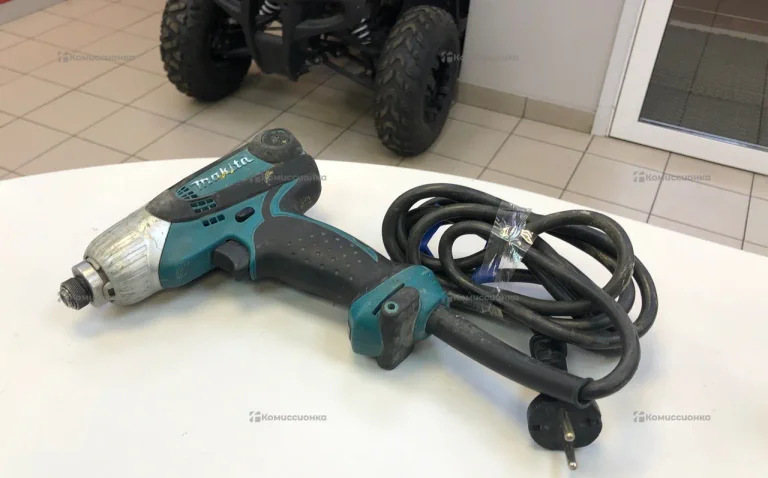 Ударный шуруповерт Makita TD0101F