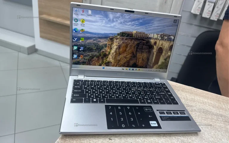 Ноутбук Dexp Aquilon C14-ICW300