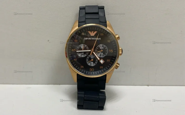 Часы  Emporio armani