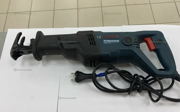 Пила сабельная BOSCH GSA 120