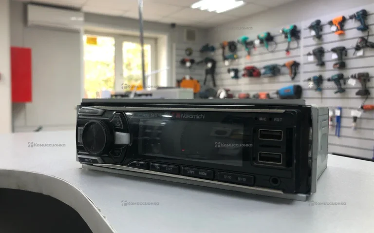 Автомагнитола  nakamichi NQ513BG