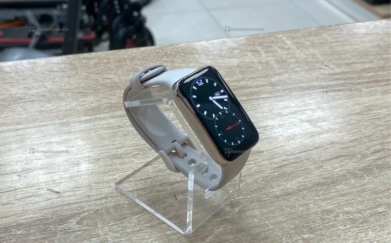 Часы  Xiaomi Smart Band 7 pro