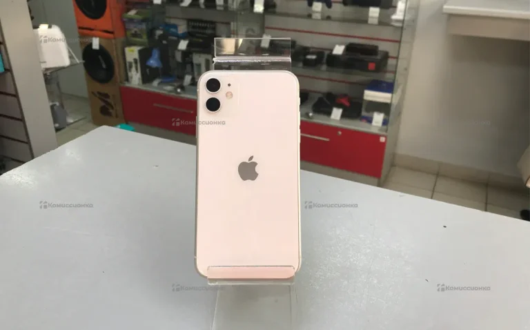 Apple iPhone 11 4/64 ГБ