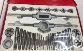 Набор метчиков