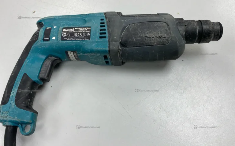 Перфоратор Makita HR2470